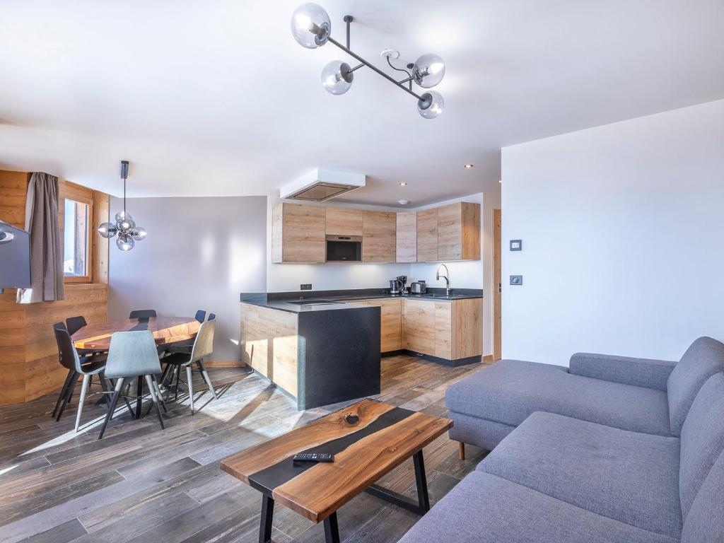 Uma área de estar em Appartement Avoriaz, 4 pièces, 8 personnes - FR-1-314-129