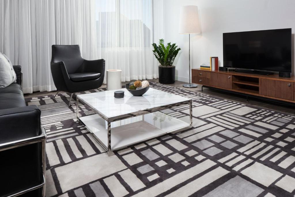 Le Méridien Chicago - Oakbrook Center - Executive Suite – Zugang Zur Club Lounge