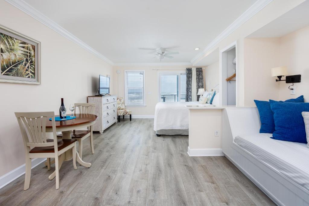 The Saint Augustine Beach House - 
