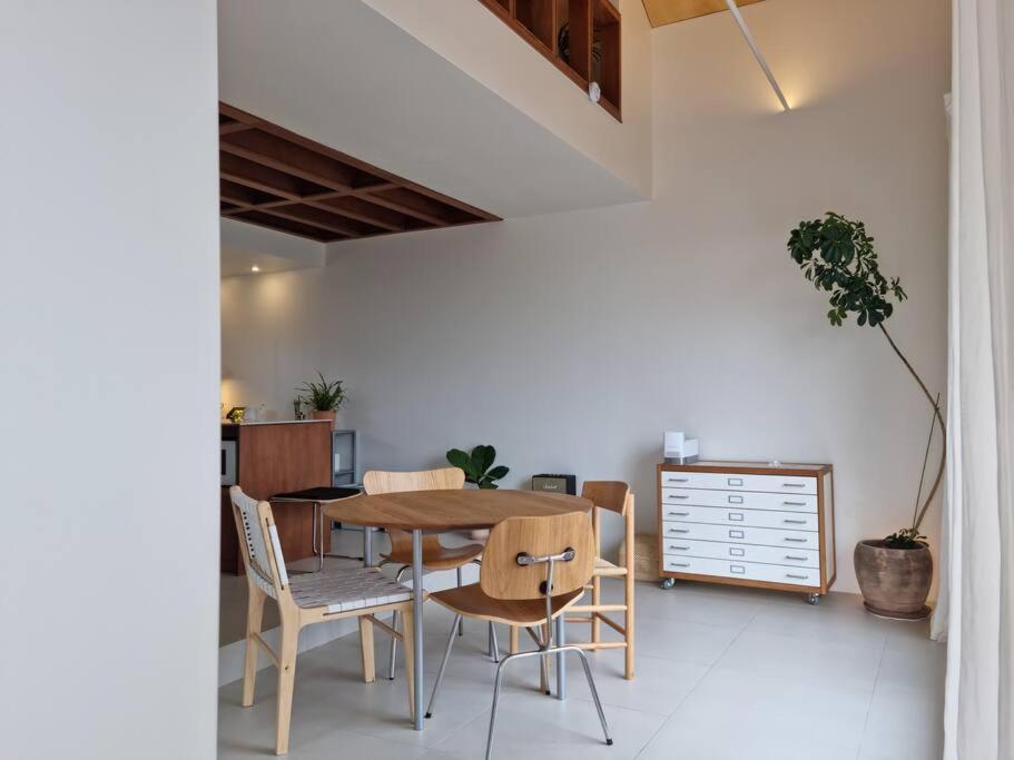 Galería fotográfica de Susu Jutaek - Beautiful Sunset at Hanlim and Aewol en Jeju