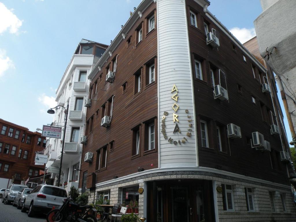 The building in which a szállodákat is located