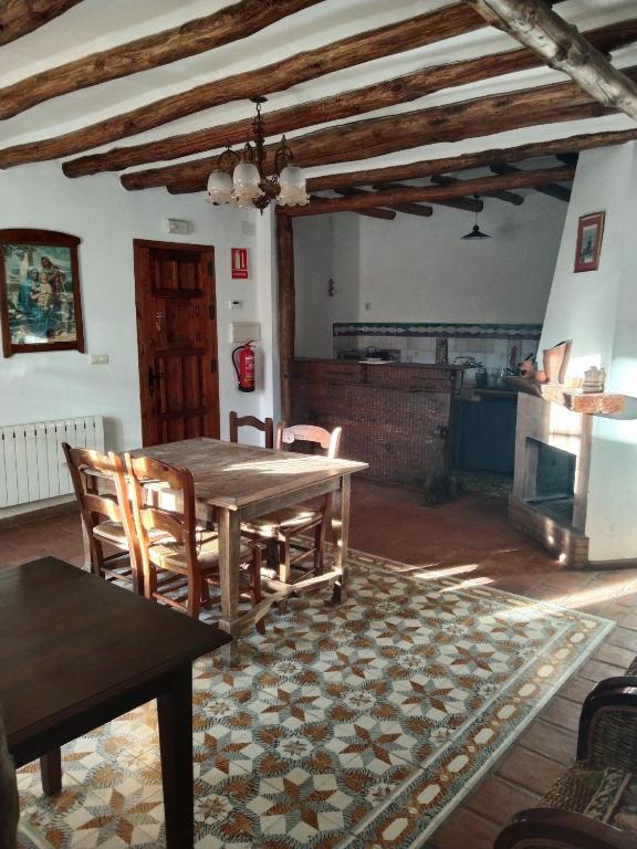 La Posada del Altozano - Two-Bedroom Apartment