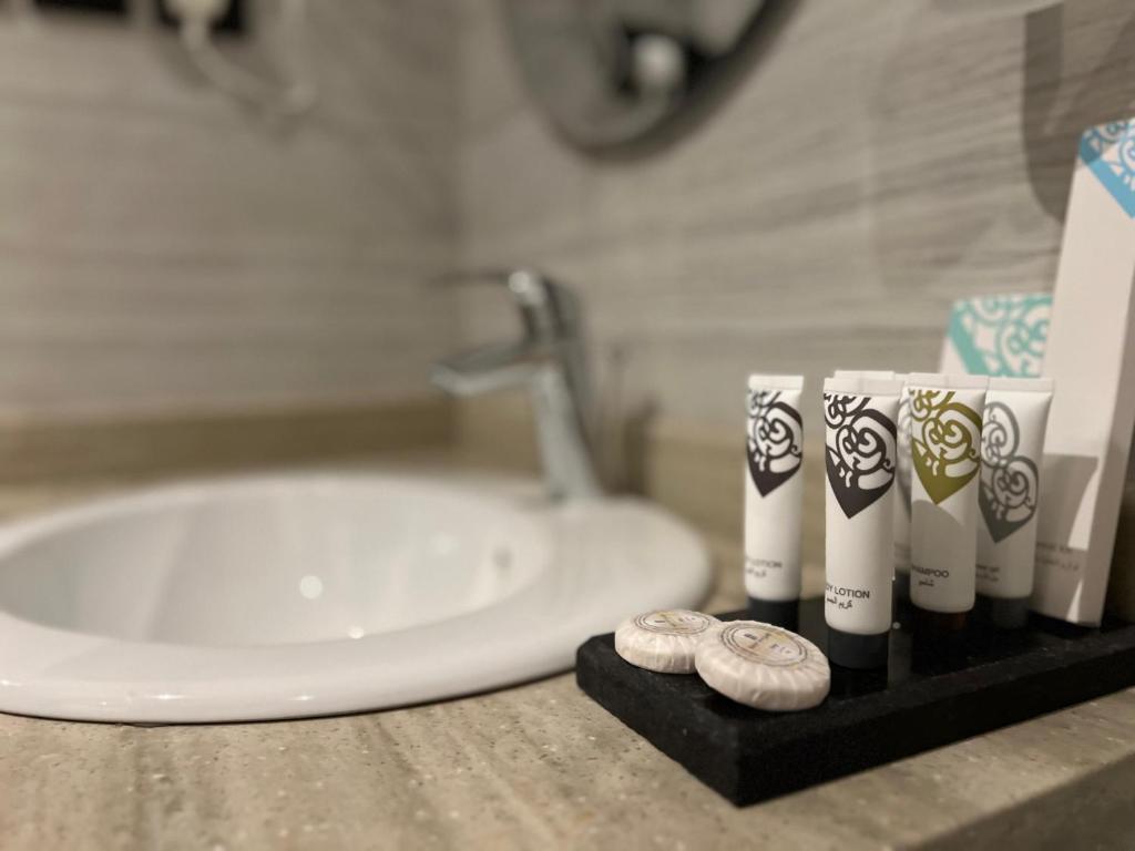 Koupelna v ubytování Enala Hotel- Umluj