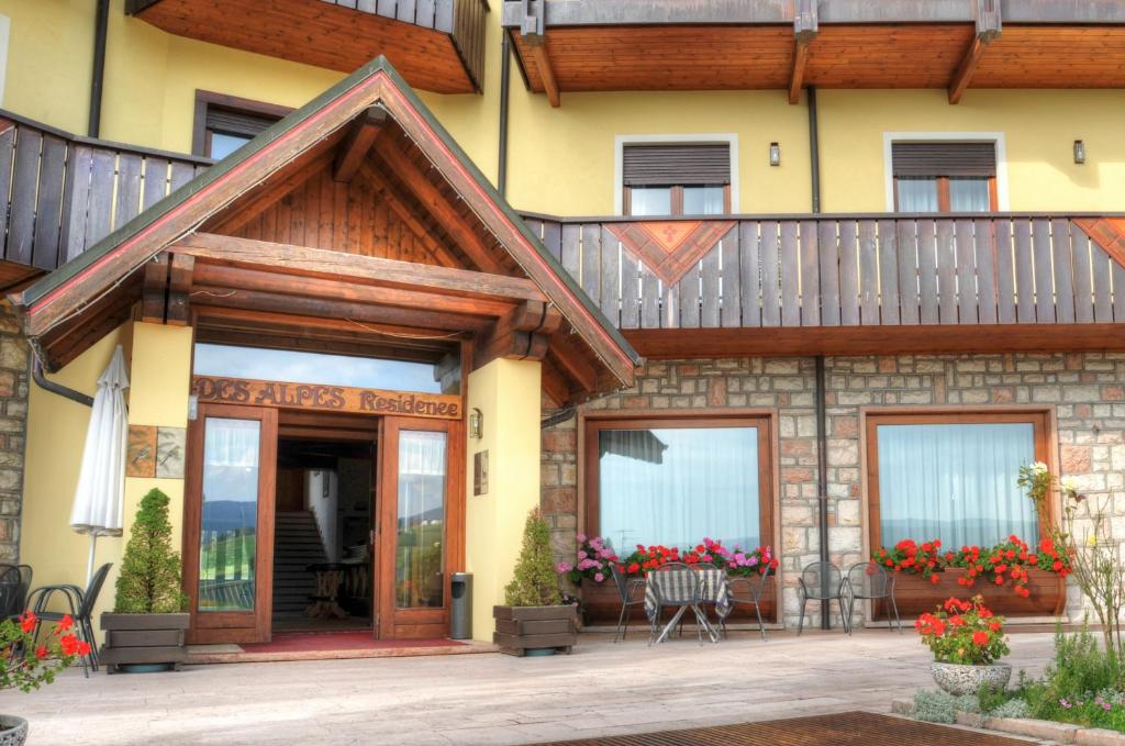 The building in which az apartmanhoteleket is located