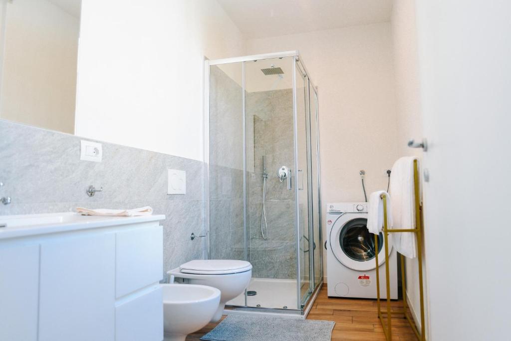 Lora luxury suite 4, free private parking, self check-in photo