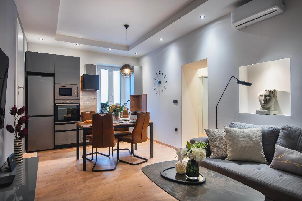 Arta Apartments City Center - with Private Parking - 6