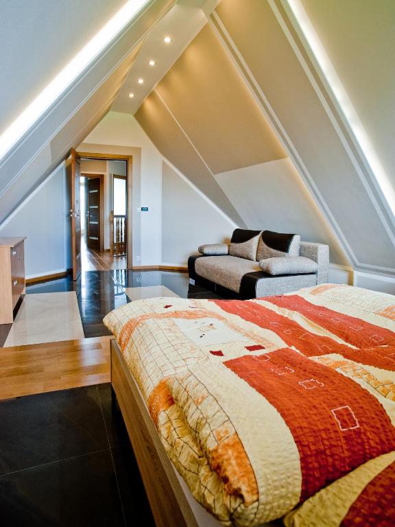Posedenie v ubytovaní Apartamenty Toporowa Cyrhla
