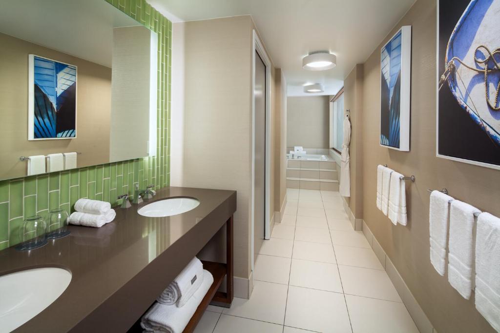 The Westin San Diego Gaslamp Quarter - Bi-level Suite, 1 King, Sofa Bed