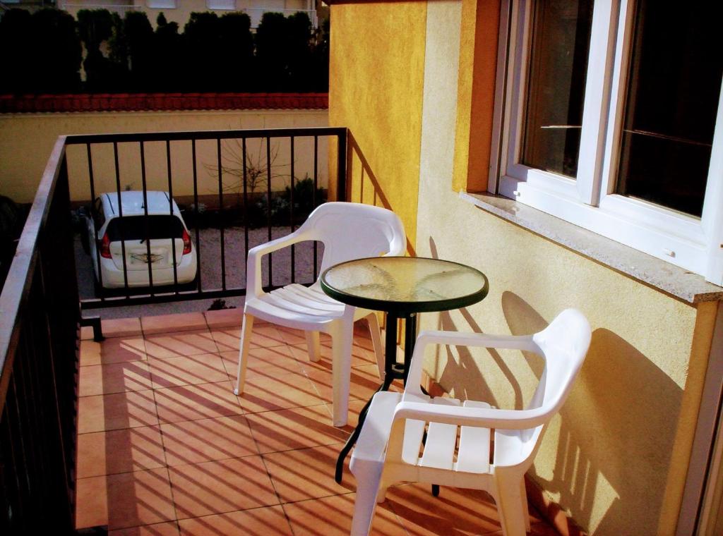 Balkón alebo terasa v ubytovaní HAUS FERENCZ Bötös Villa