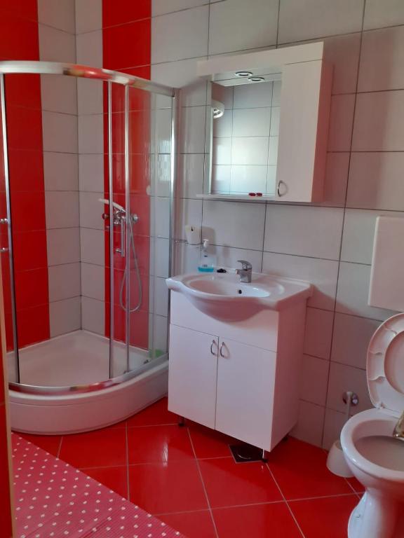 Koupelna v ubytování Apartments by the sea Metajna, Pag - 6395