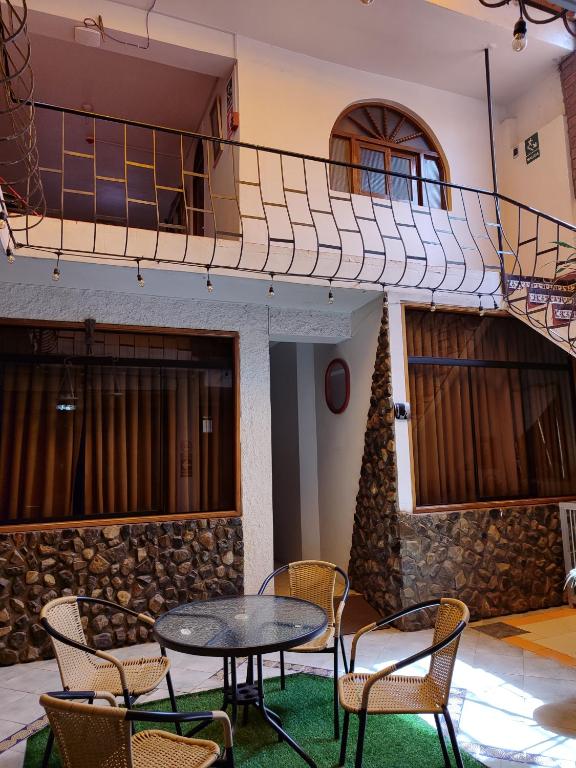 Posezení v ubytování Andean Hostel