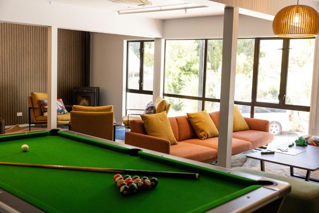 Haka House Queenstown Lakefront - Resim 5