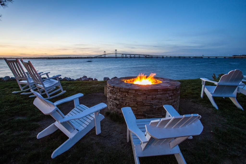 Newport Harbor Island Resort, Newport – Updated 2023 Prices