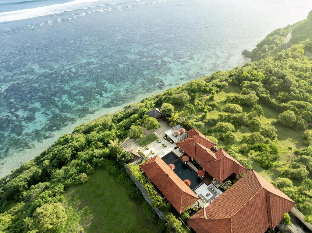 Pohľad z vtáčej perspektívy na ubytovanie Nagasutra Villa by Nakula