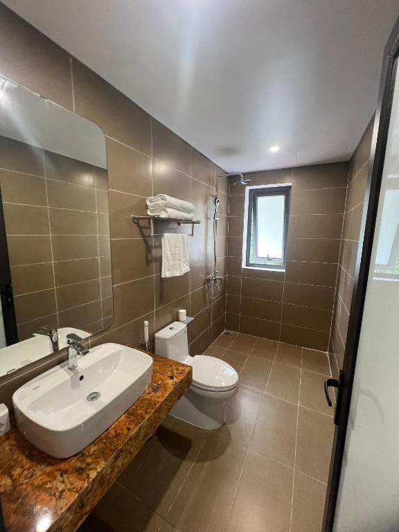 Koupelna v ubytování Lam Anh Hotel 6 Ngoại Giao Đoàn BT4-10