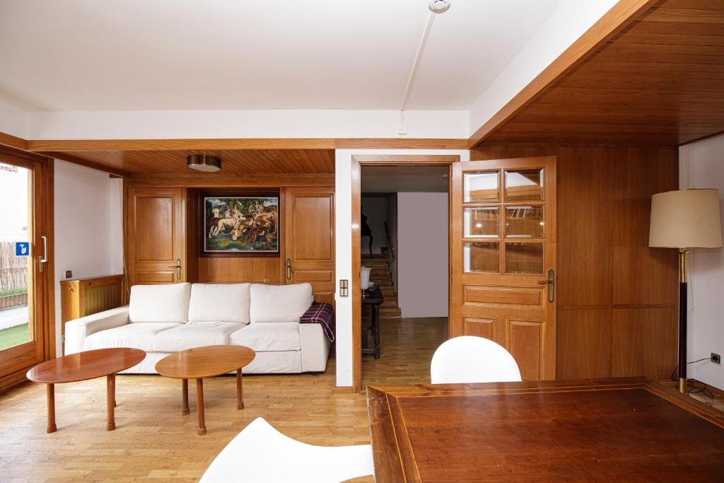 Posedenie v ubytovaní Hotel Casa Mas