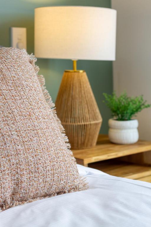 Modern City Lifestyle: 2 Bedroom 1 Bath - Resim 42