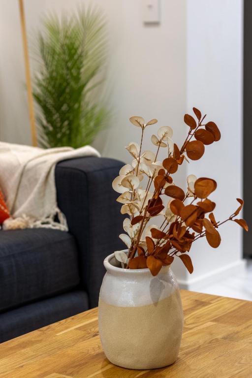 Modern City Lifestyle: 2 Bedroom 1 Bath - Resim 15