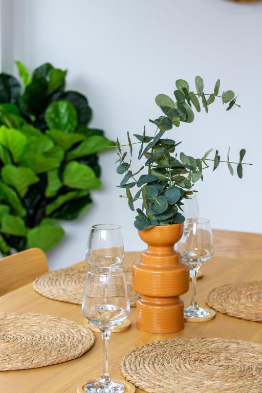 Modern City Lifestyle: 2 Bedroom 1 Bath - Resim 22