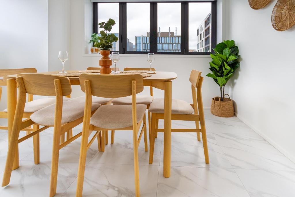 Modern City Lifestyle: 2 Bedroom 1 Bath - Resim 4