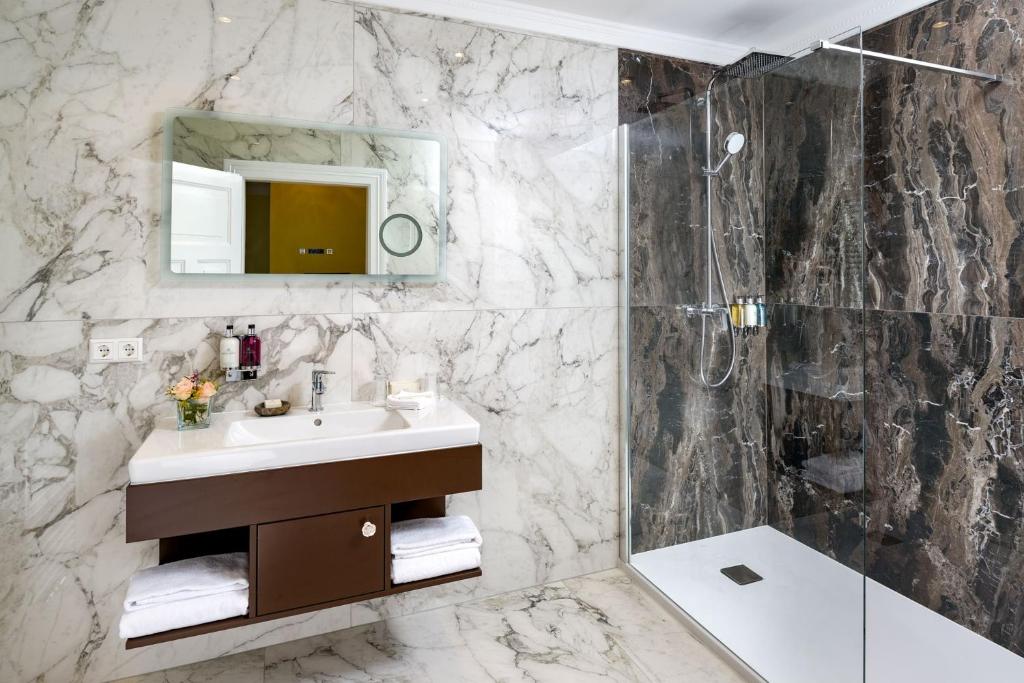 Hotel The Rose by Goeres - Resim 3