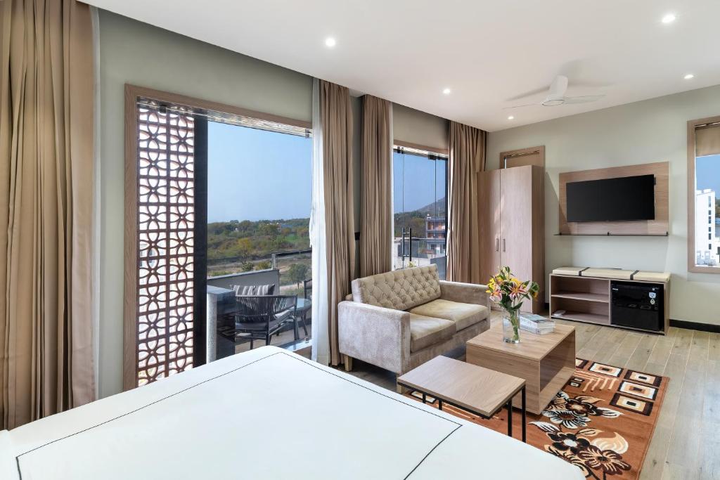 Hotel Blue Chip By Downtown - Near Udaipur Airport - Habitación Familiar