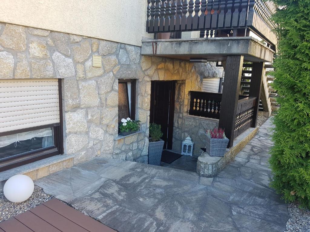 Balkón nebo terasa v ubytování Ferienwohnung Reblaus