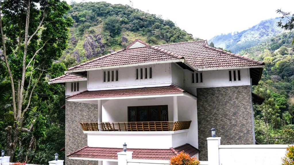 Nespecifikovaný výhled na hory nebo výhled na hory při pohledu z hotelu