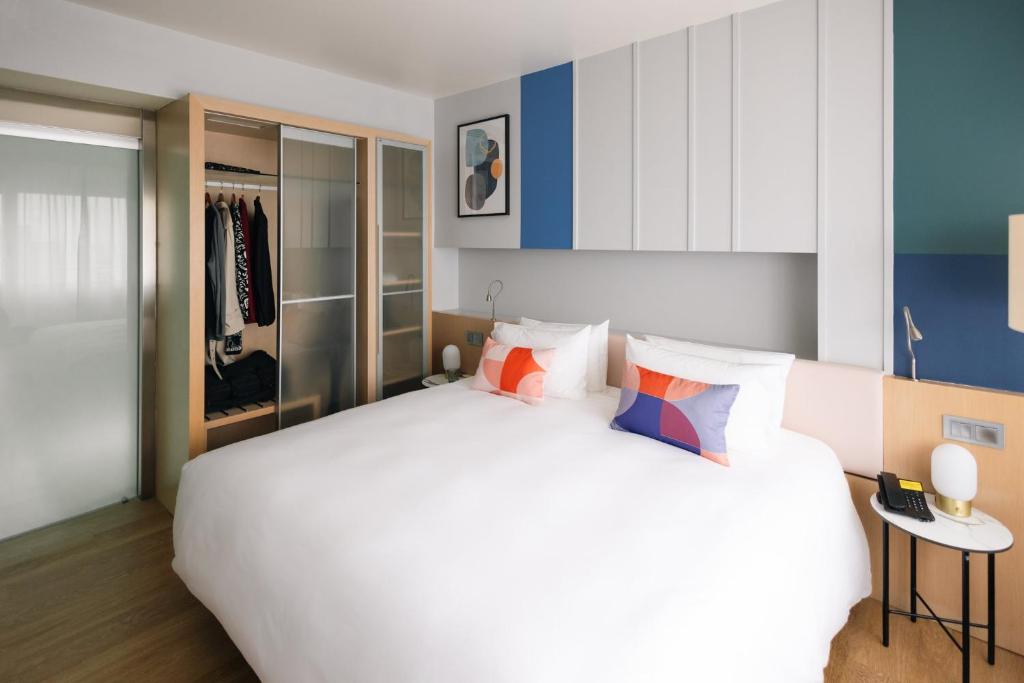 voco Madrid Retiro by IHG - Standard Room
