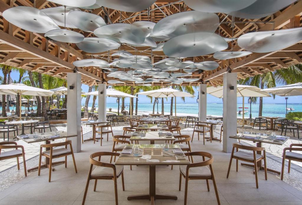 Restaurace v ubytování Paradis Beachcomber Golf Resort & Spa