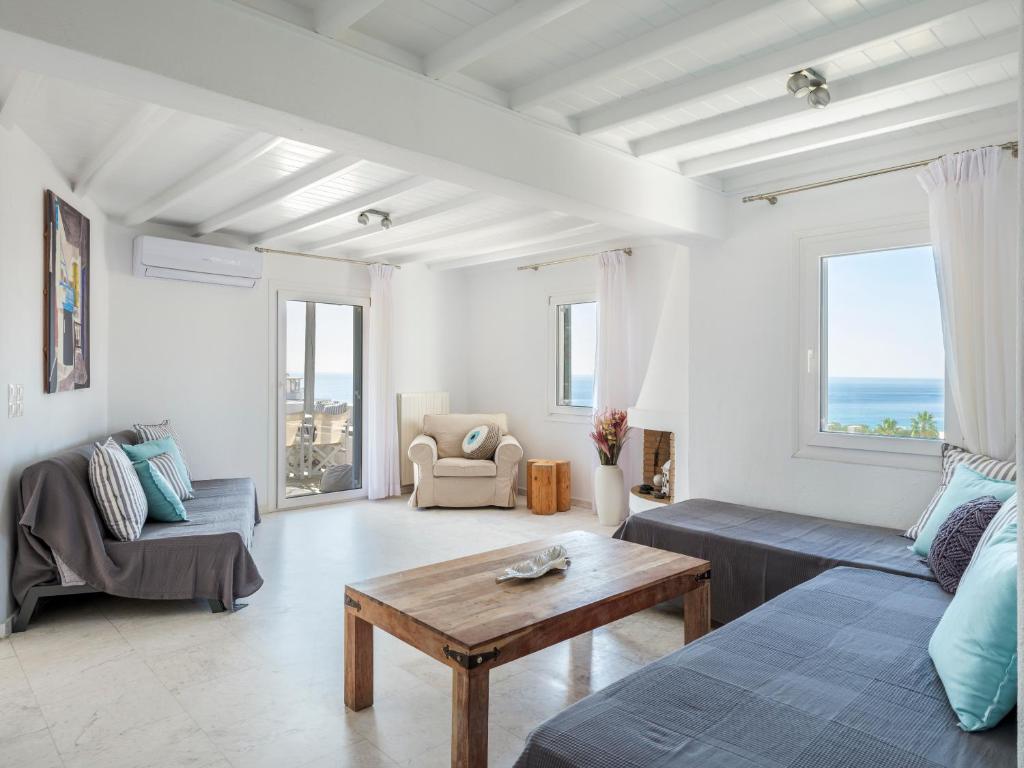Posezení v ubytování BayBees Sea View Residence