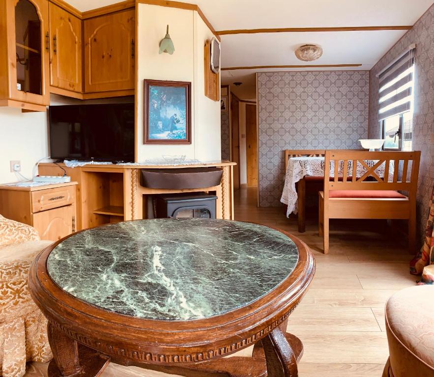 Dolina Smoków na półwyspie - Two-Bedroom Chalet
