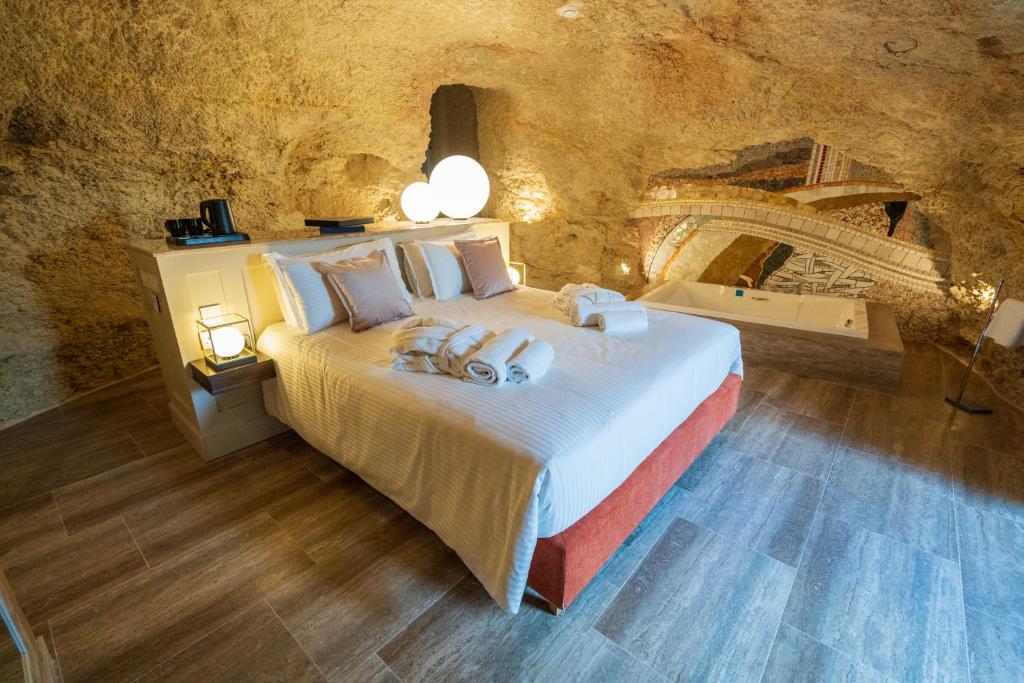 L-Eremita Boutique Hotel - Suite With Spa Bath
