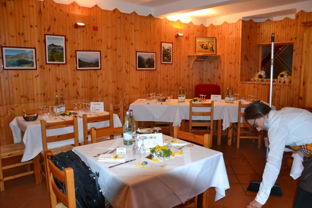 Restaurace v ubytování ALBERGO VALLUNGA