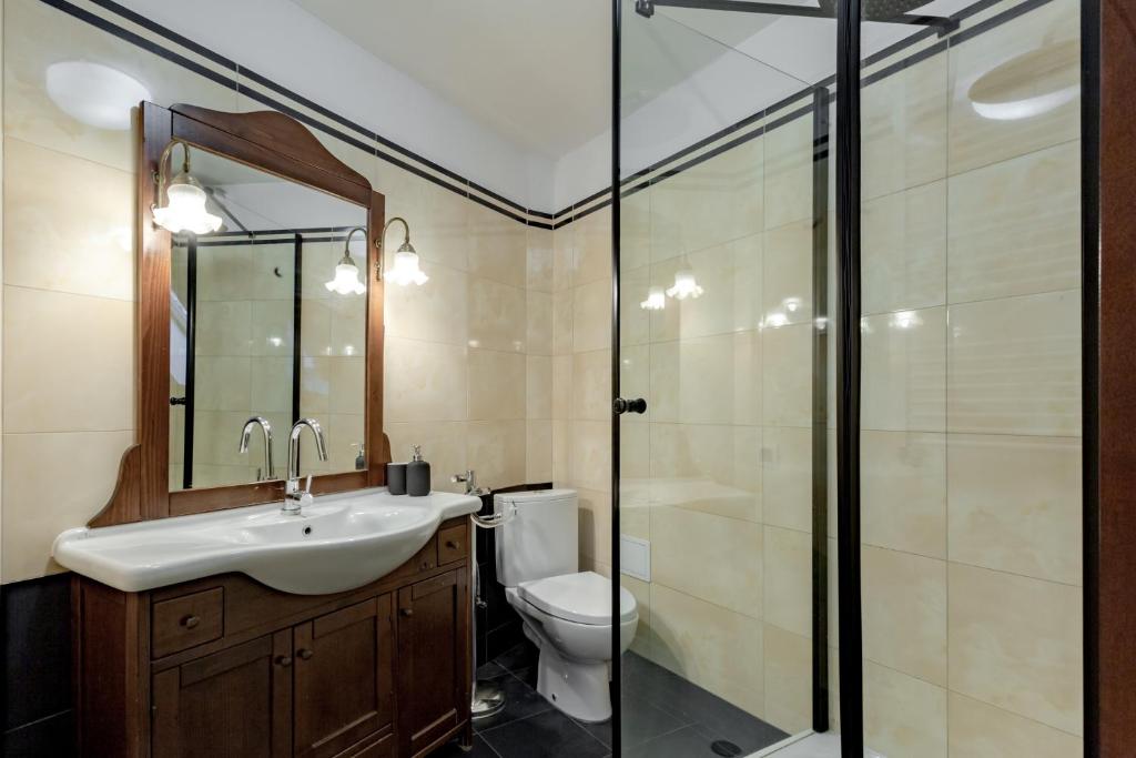 Klimatyczne mieszkanie w centrum - 16