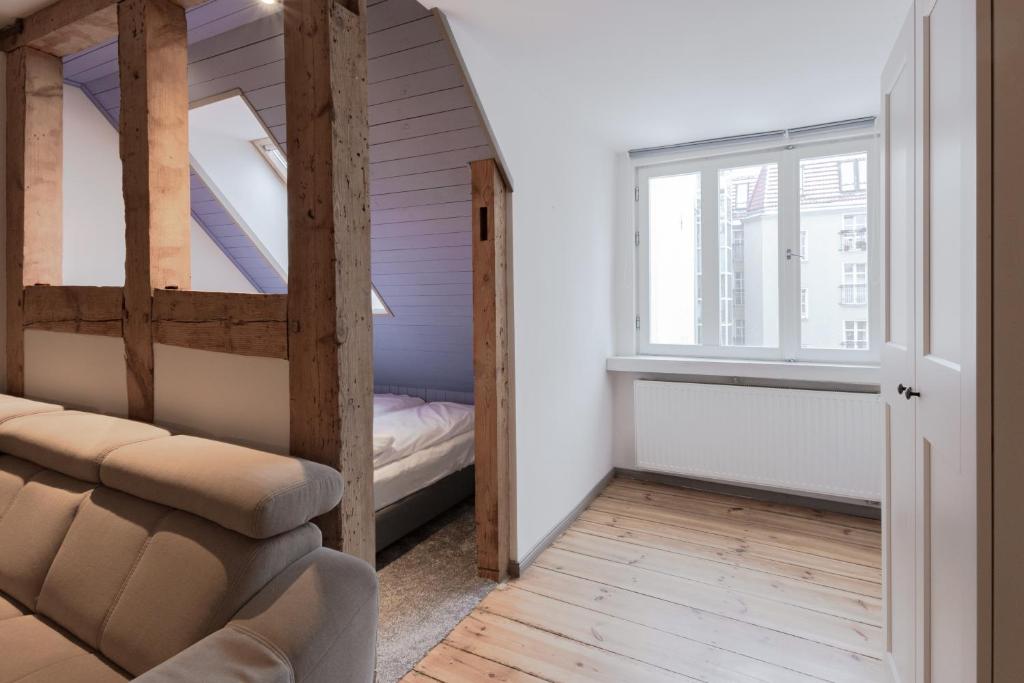 Klimatyczne mieszkanie w centrum - 11