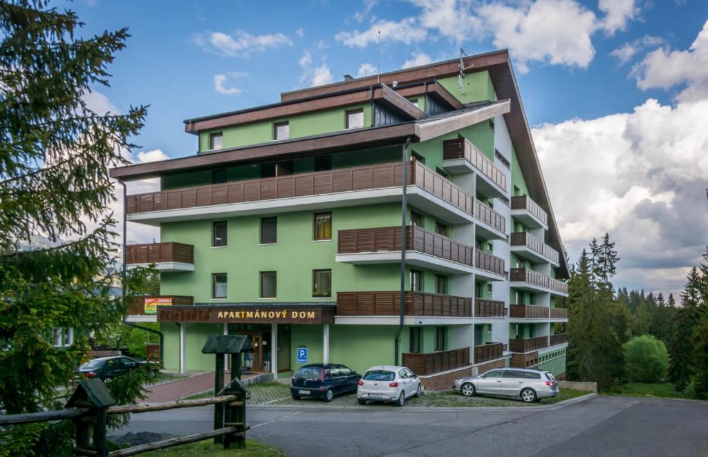 Budova, kde se apartmán nachází