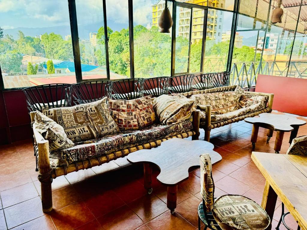Arusha Backpackers Hotel photo