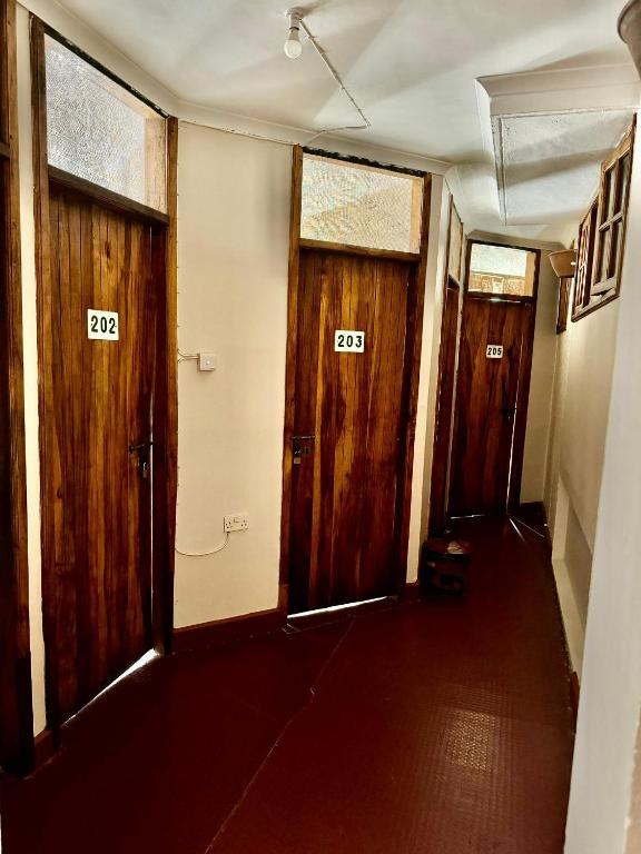 Arusha Backpackers Hotel photo
