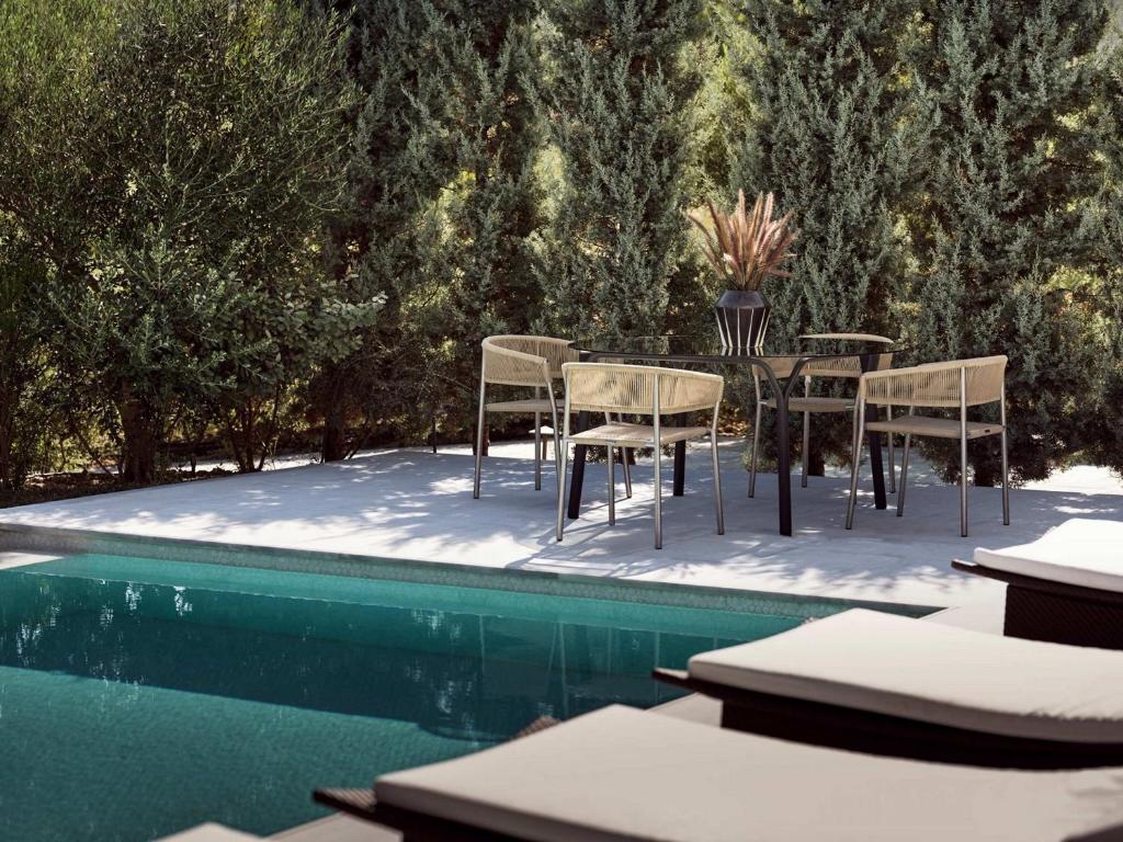 Бассейн в Bvs Luxury Villas Villa Plumeria Zakynthos или поблизости