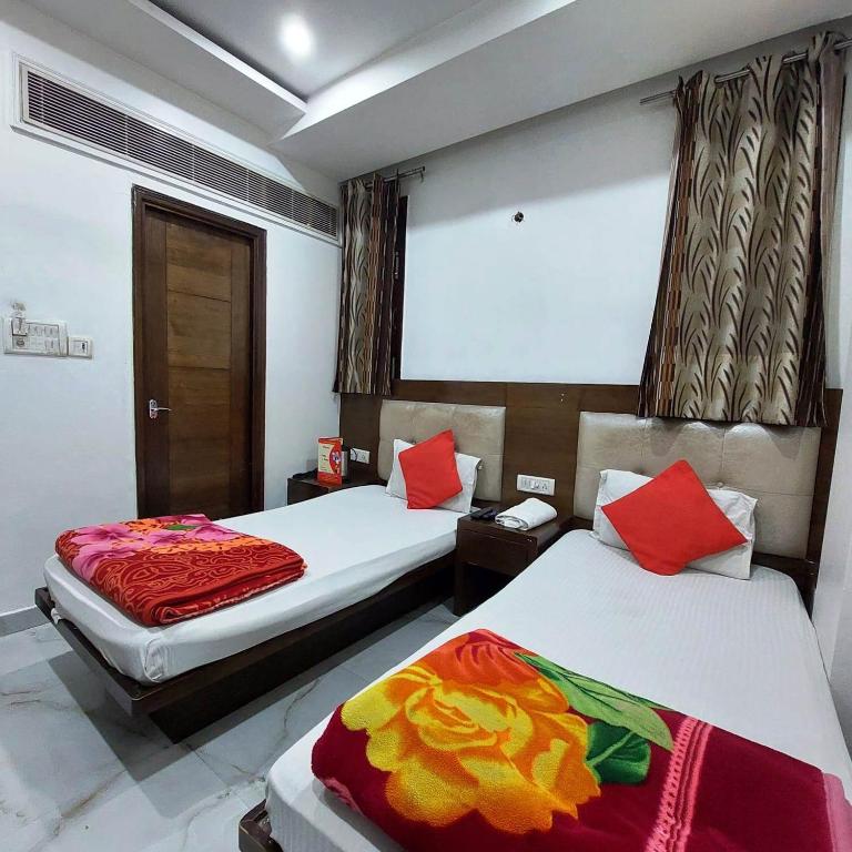 saffron inn paharganj - Camera Gemella Con Bagno Privato
