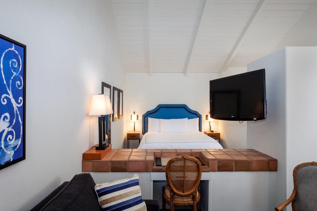 Hotel Pacific - 