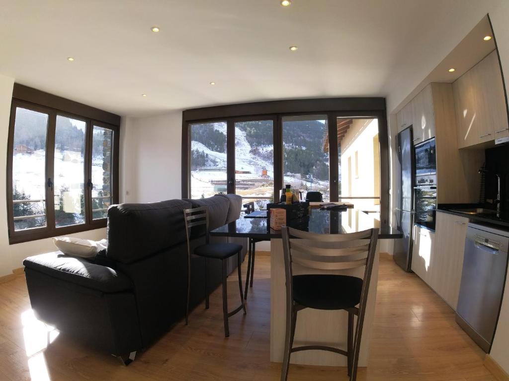 Η κουζίνα ή μικρή κουζίνα στο Soldeu Paradis Tarter