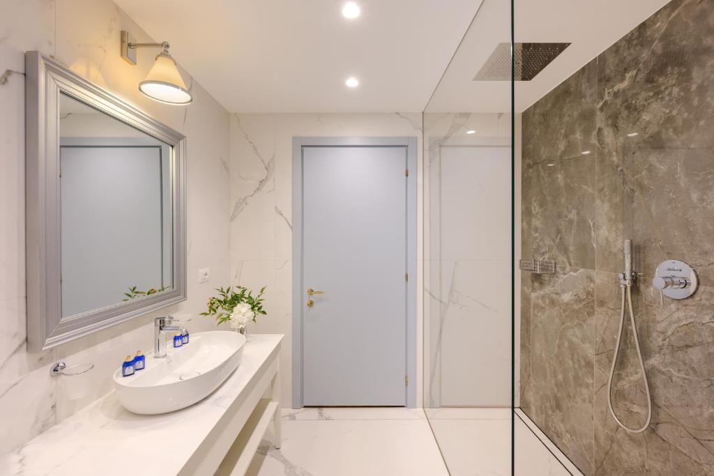 Palace Hotel Lake Como - 9