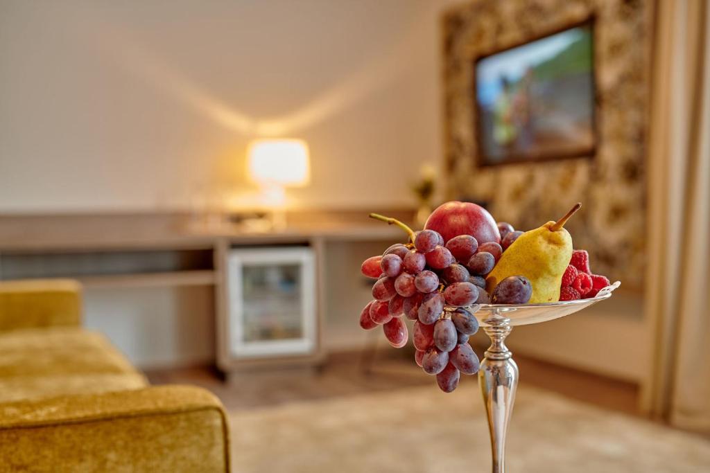 TV a/nebo společenská místnost v ubytování Hotel am See