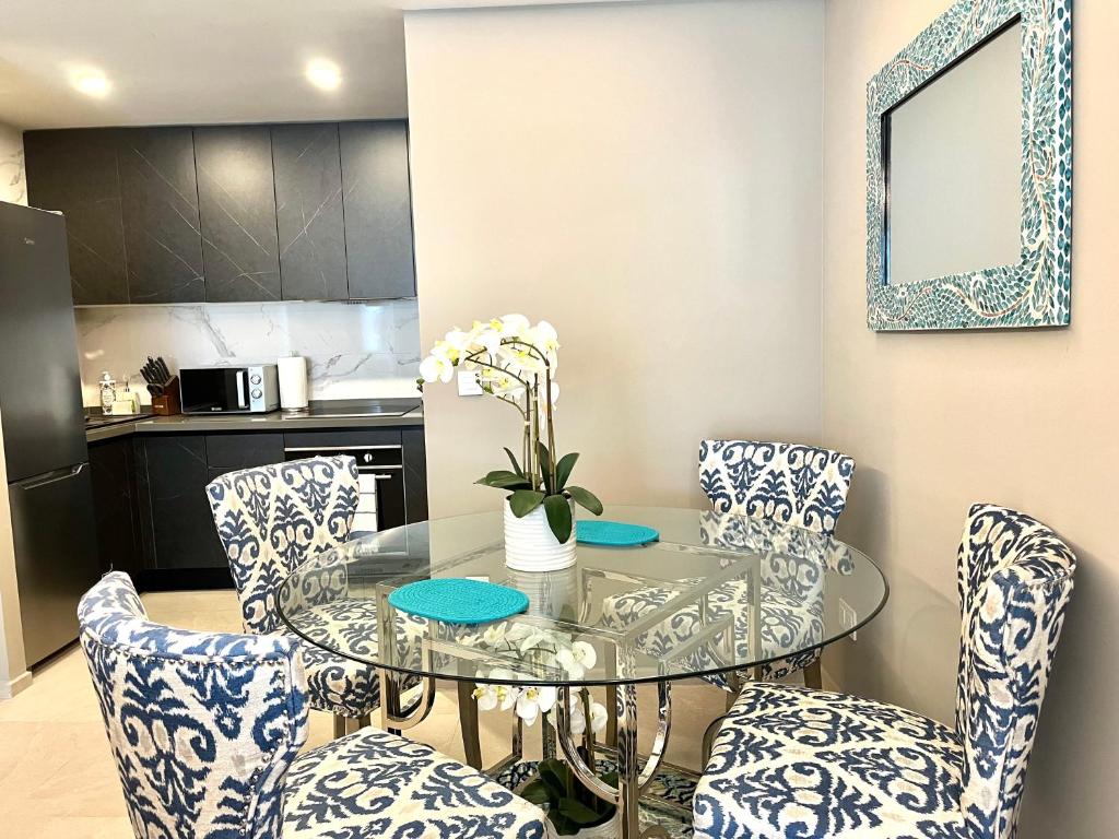 Kololi Sands Apartments - Two-Bedroom Apartment With Pool View