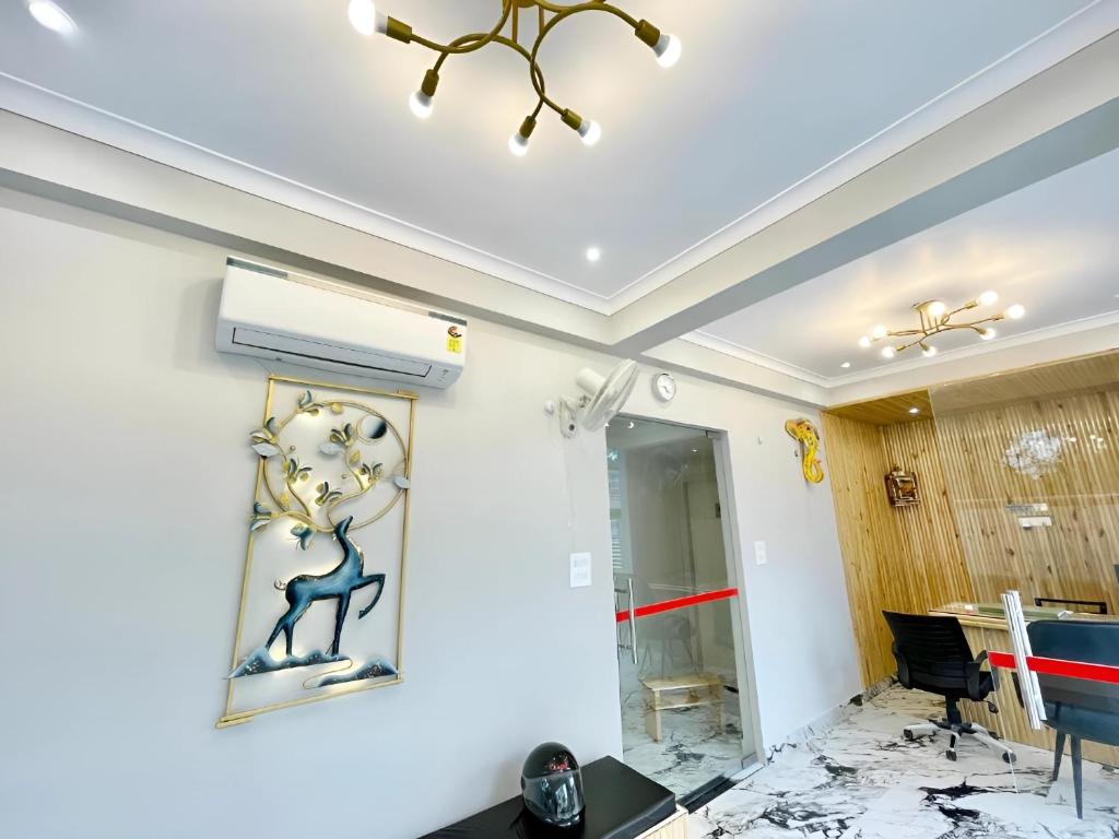 Stay Inn Kaashvi (A unit of Admire India Tourism Pvt. Ltd.) - Standard King Room