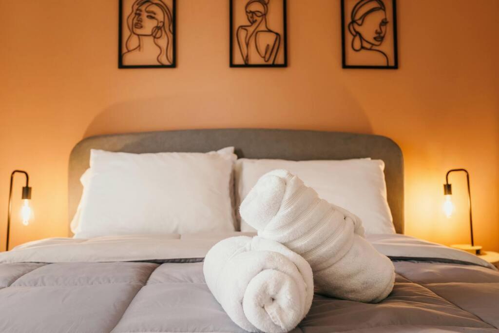 Postel nebo postele na pokoji v ubytování LUXURY Apartment in BLUE Playa Venao D-32