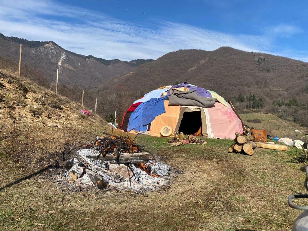 Nespecifikovaný výhled na hory nebo výhled na hory při pohledu z bed and breakfast
