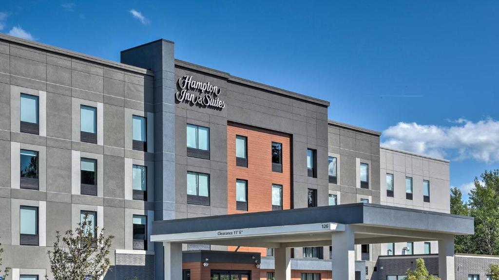 a rendering of the front of a hotel at Hampton Inn & Suites Keene in Keene